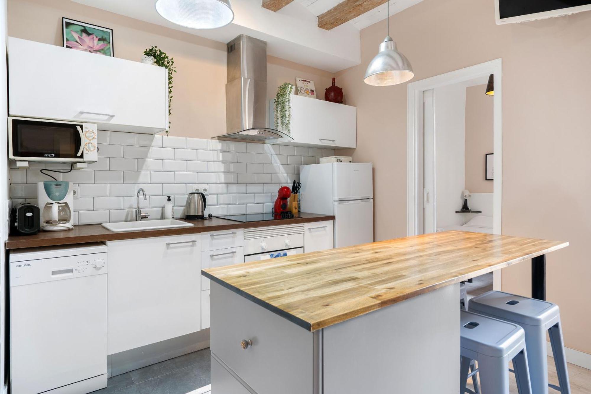 Fridays Flats Retro Chic In Poble Sec Appartement Barcelone